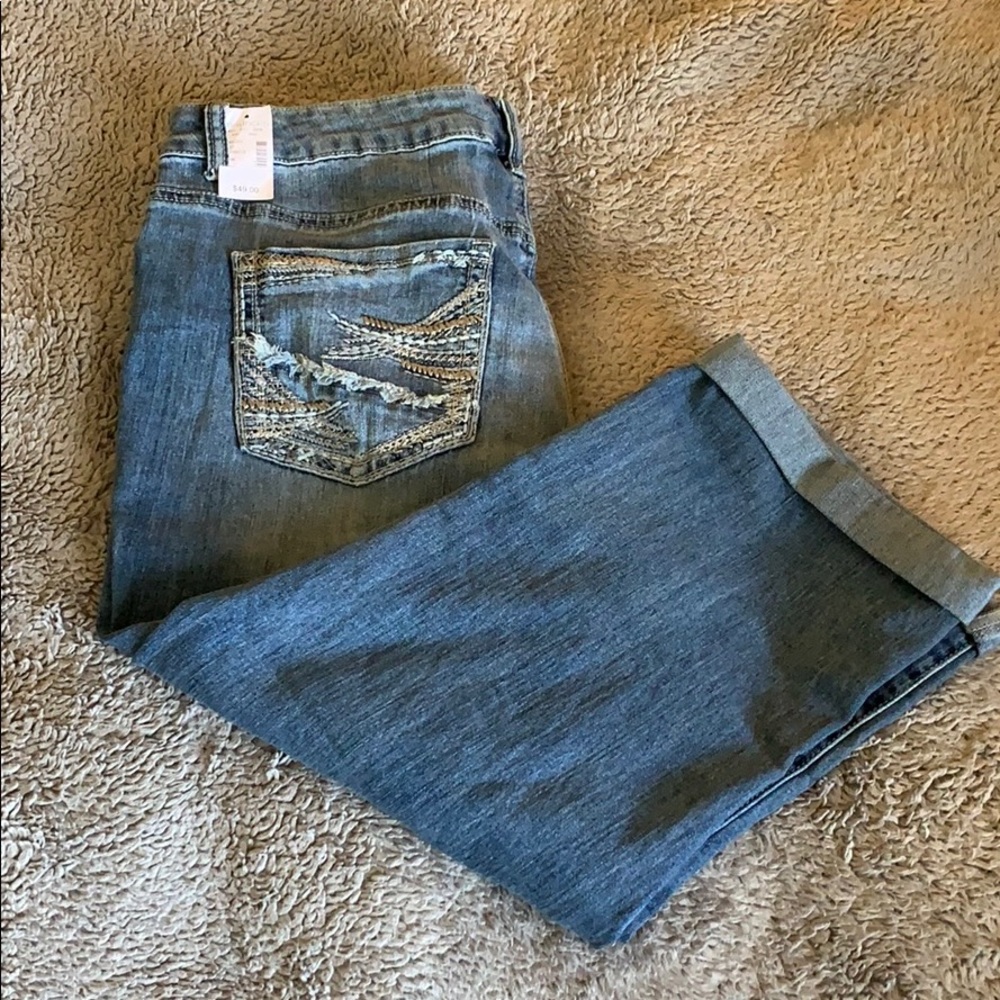 Maurice’s mid rise crop jeans